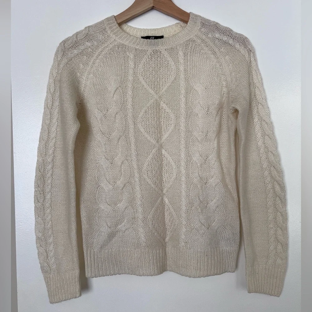 Sweater - Picture 1 of 5